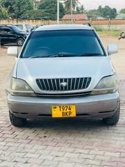 Toyota Harrier 2.4 2004 Silver for sale