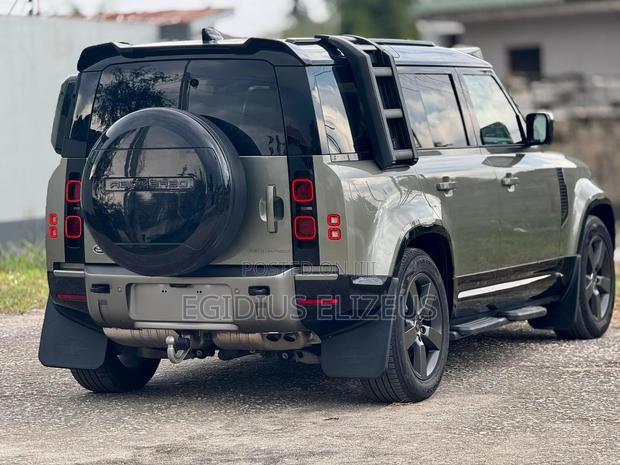 New Land Rover Defender 2023 Green