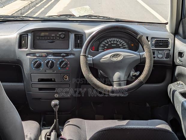 Toyota Probox 2006 Blue