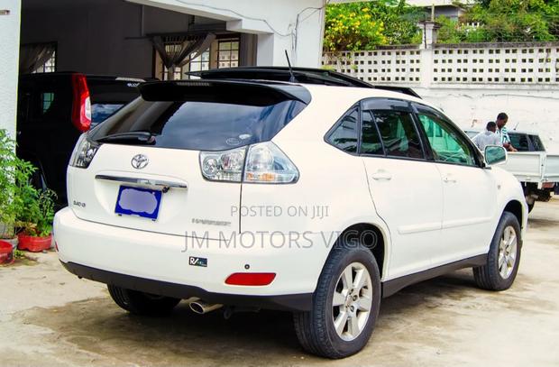 Toyota Harrier 2004 Pearl