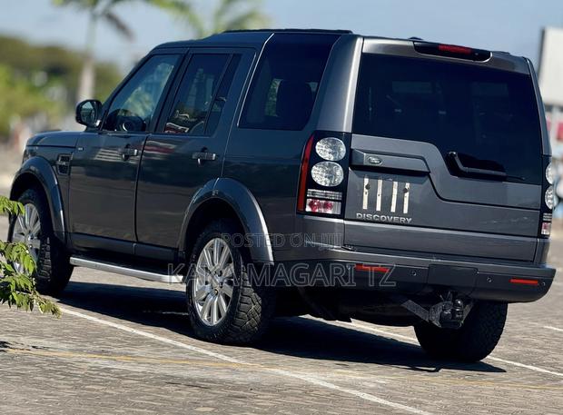 Land Rover Discovery 2014 Gray