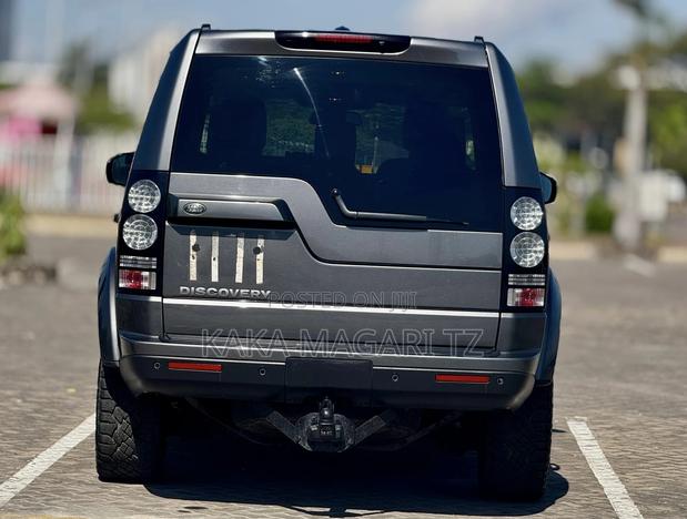Land Rover Discovery 2014 Gray
