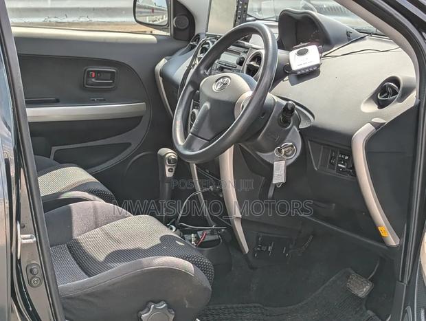 Toyota IST 2004 Matt Black