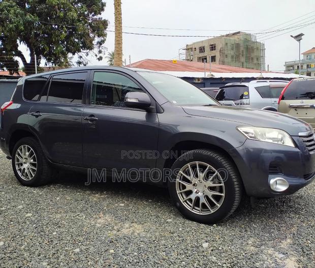 Toyota Vanguard 2009 Gray