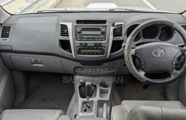 Toyota Hilux 2008 Silver