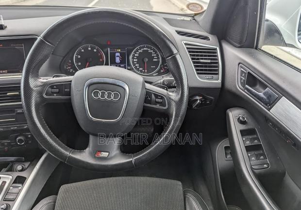 Audi Q5 2.0T Premium Quattro 2012 White