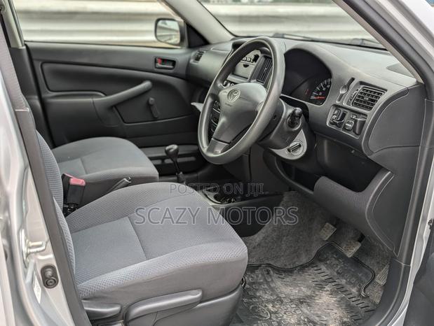 Toyota Probox 2006 Silver