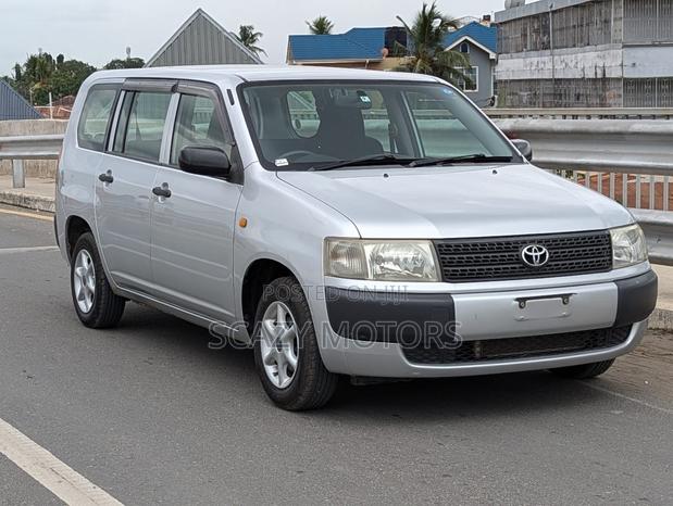 Toyota Probox 2006 Silver