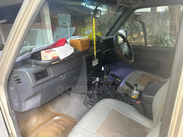 Nissan Patrol 2000 Silver