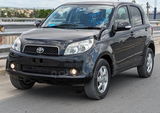 Toyota Rush 2010 Black