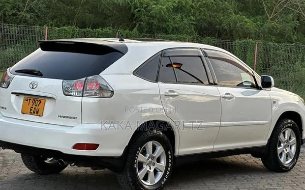 Toyota Harrier 2007 White