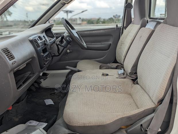 Toyota TownAce 2006 Off white