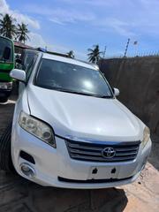 Toyota Vanguard 2009 White for sale