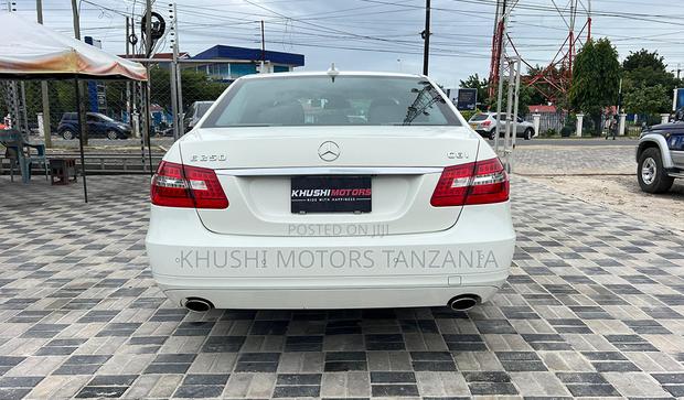 Mercedes-Benz E250 2011 White