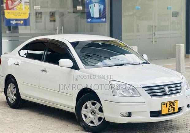 Toyota Premio 2005 White