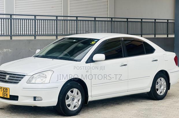 Toyota Premio 2005 White