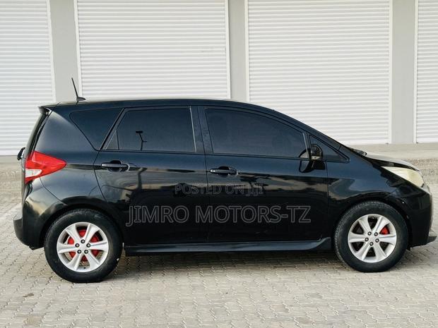 Subaru Trezia 2011 Black