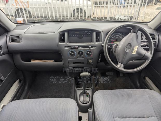 Toyota Probox 2003 Off white