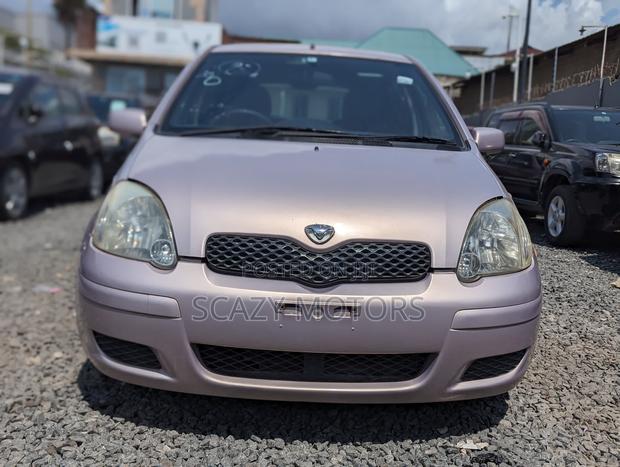 Toyota Vitz 2003 Pink