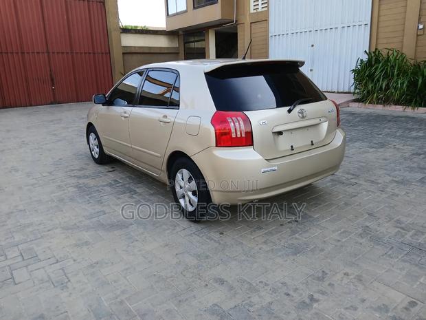 Toyota Corolla RunX 1.5 X AWD 2004 Gold