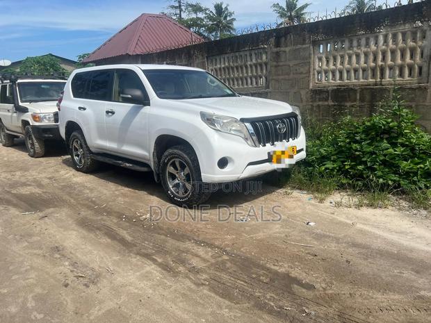 Toyota Land Cruiser Prado 2015 White