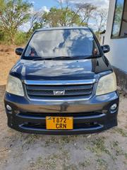 Toyota Noah 2.0 AWD (8 Seater) 2005 Black for sale