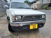 Toyota Hilux 2001 White for sale