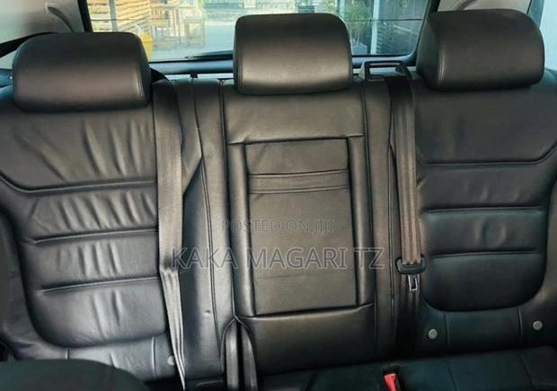 Volkswagen Touareg 2014 White