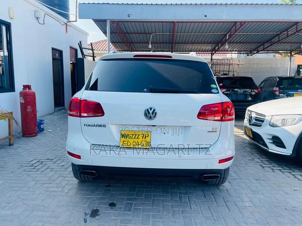 Volkswagen Touareg 2014 White