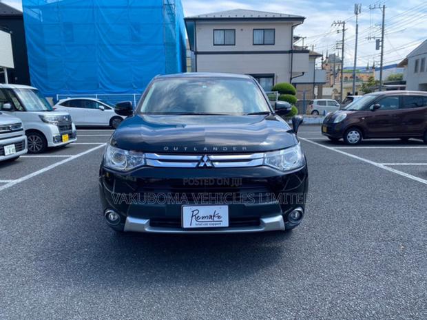 Mitsubishi Outlander 2015 Black