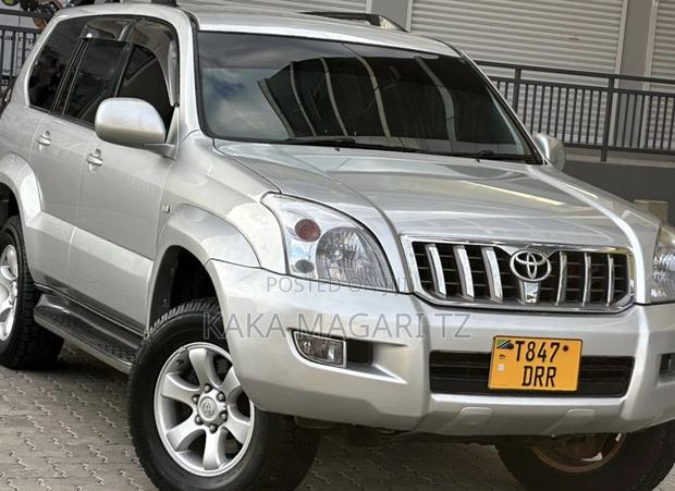 Toyota Land Cruiser Prado 2005 Silver