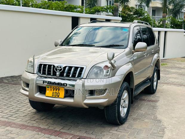 Toyota Land Cruiser Prado 2006 Beige