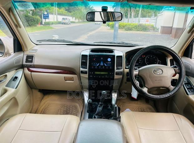 Toyota Land Cruiser Prado 2006 Beige