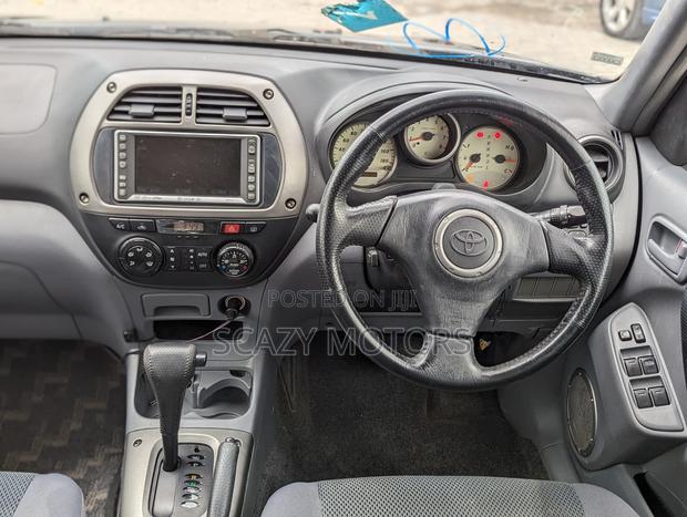 Toyota RAV4 Automatic 2003 Black