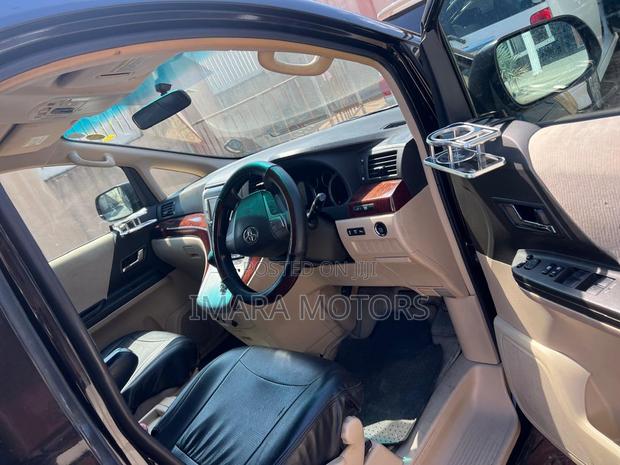 Toyota Vellfire 2009 Black