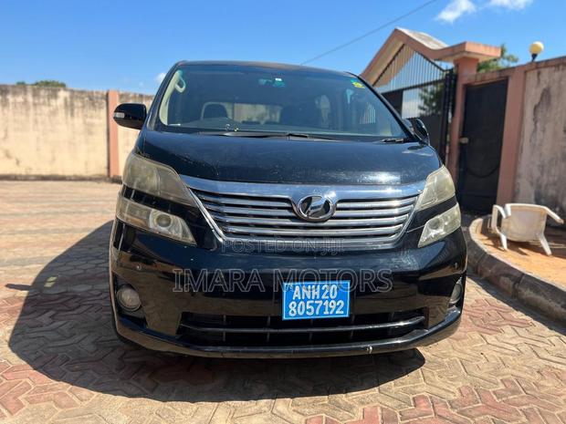 Toyota Vellfire 2009 Black