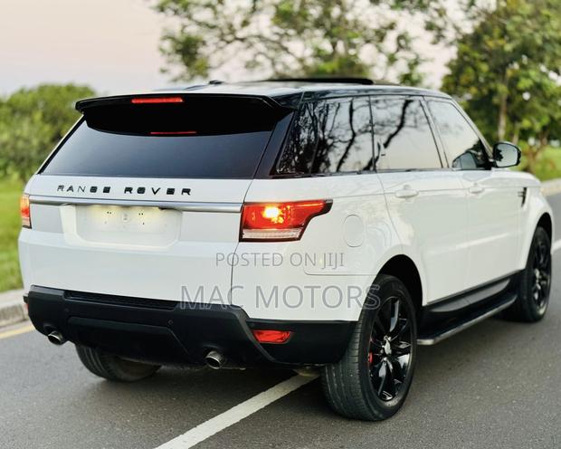 Land Rover Range Rover Sport HSE 4x4 (3.0L 6cyl 8A) 2014 White