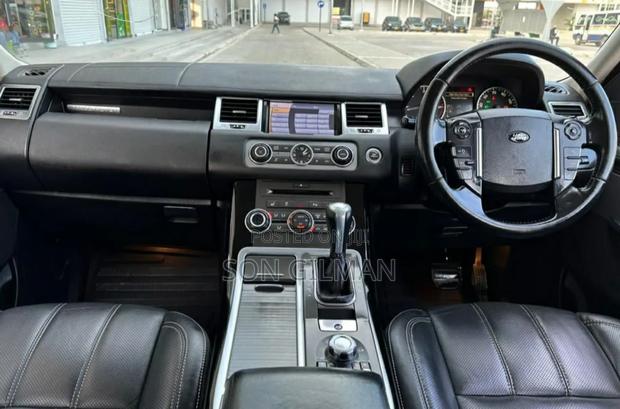 Land Rover Range Rover Sport 2011 Pearl