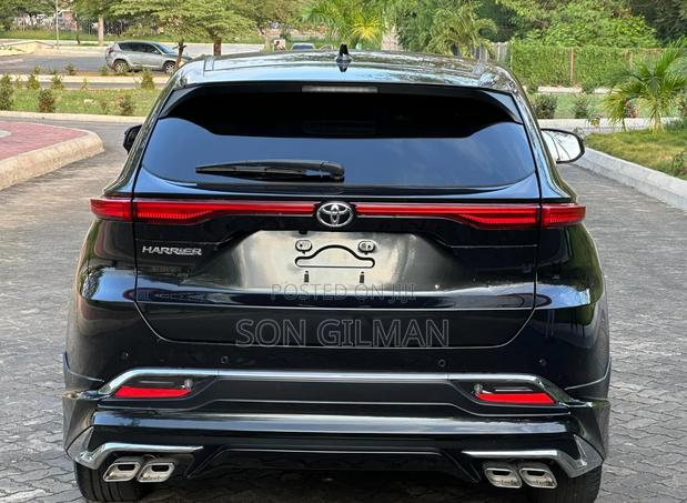 Toyota Harrier 2022 Black