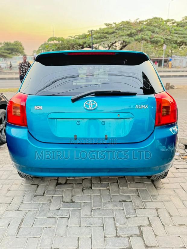 Toyota Corolla RunX 2001 Blue
