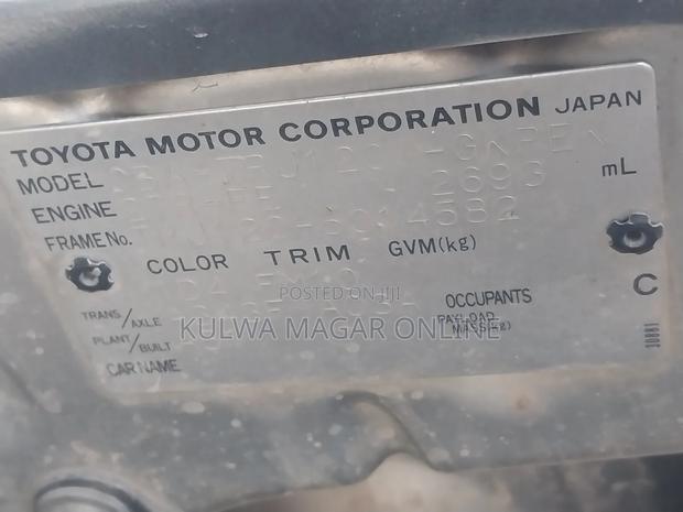Toyota Land Cruiser Prado 2006 Silver
