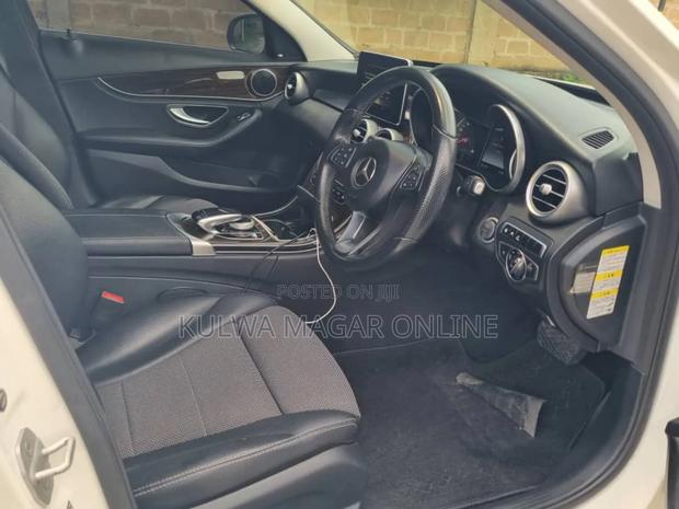 Mercedes-Benz C220 2015 White