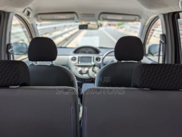 Toyota Sienta 2008 Gray