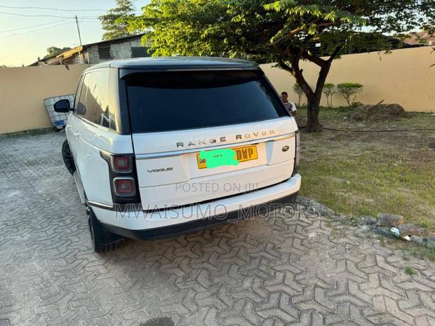 Land Rover Range Rover Evoque 2012 White