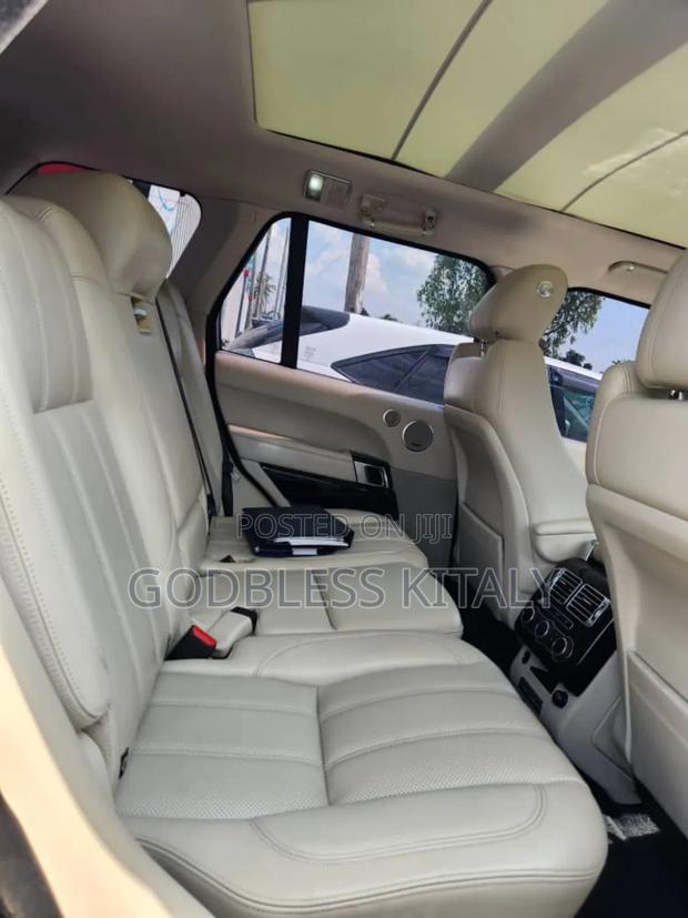 Land Rover Range Rover Vogue 2014 Black