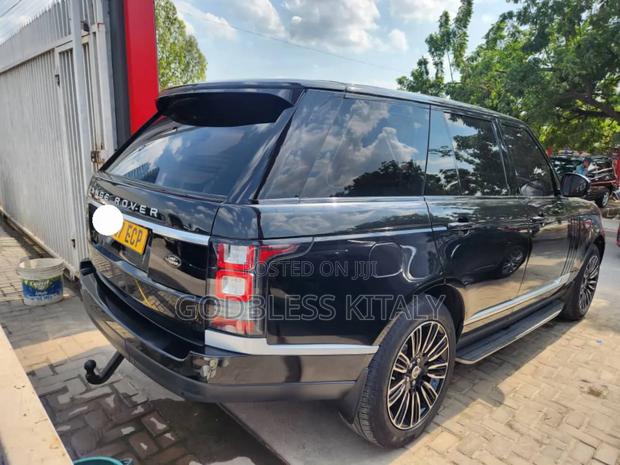 Land Rover Range Rover Vogue 2014 Black