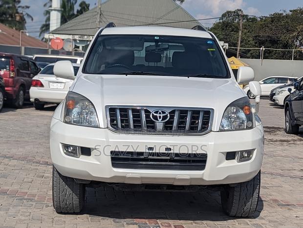 Toyota Land Cruiser Prado 2007 White