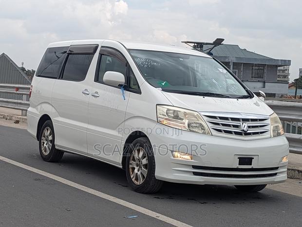 Toyota Alphard 2005 Off white