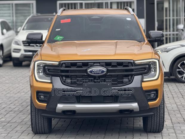 New Ford Ranger 2023 Orange