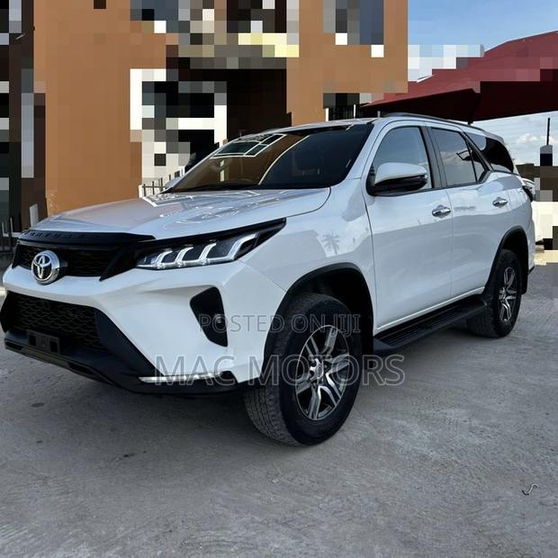 Toyota Fortuner 2020 White